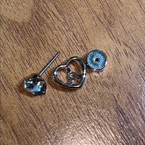 Brand New in Box Coach Silver Tone Heart Halo Stud  Earrings - Picture 7 of 11